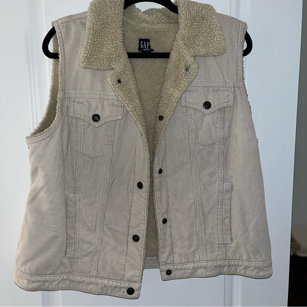 GAP Beige Sherpa-Lined Vest
